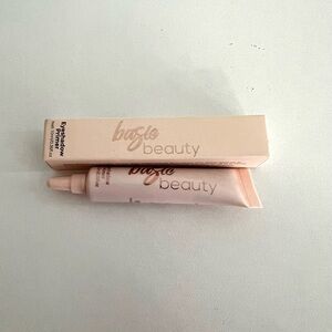 Basie Beauty Eyeshadow Primer 10ml hemp seed oil to moisturize